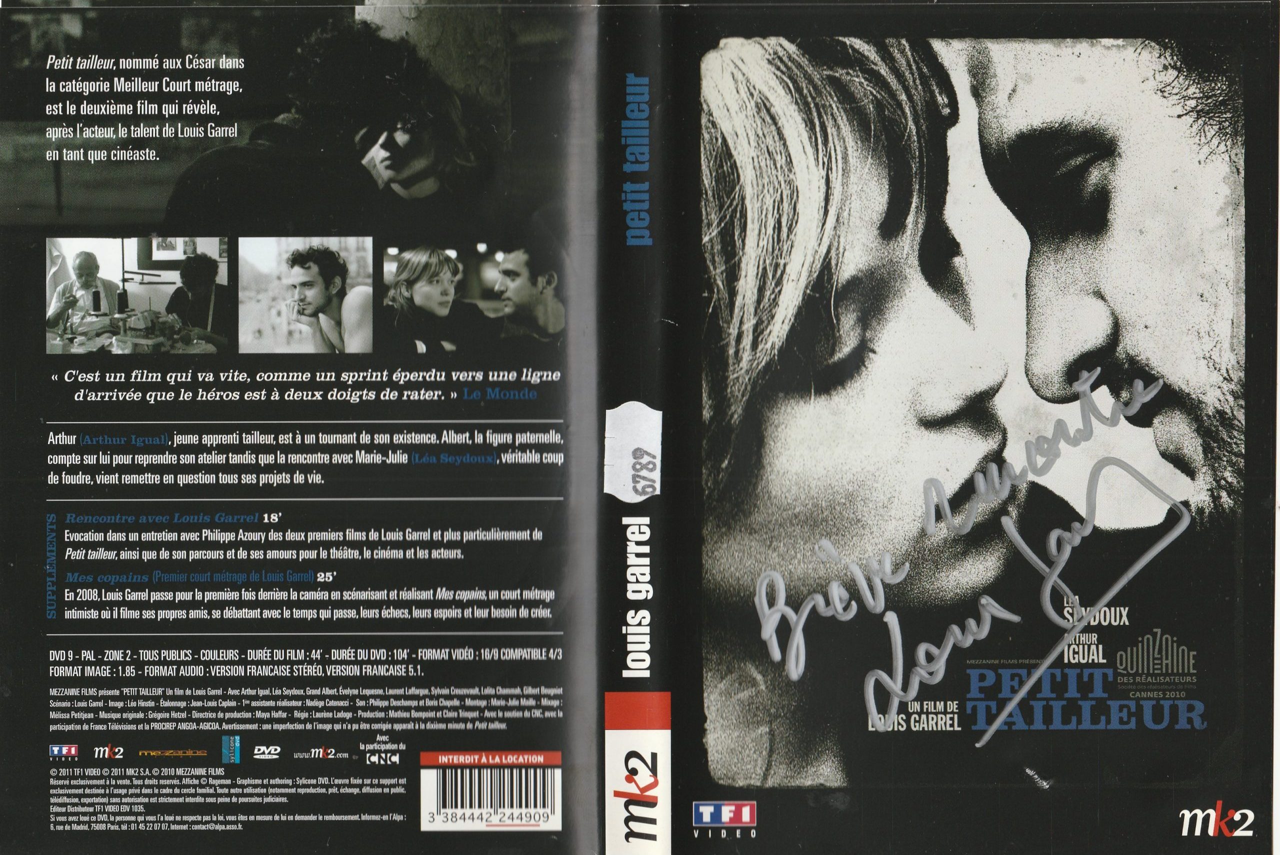 Petit Tailleur – Jaquette signée par Louis Garrel