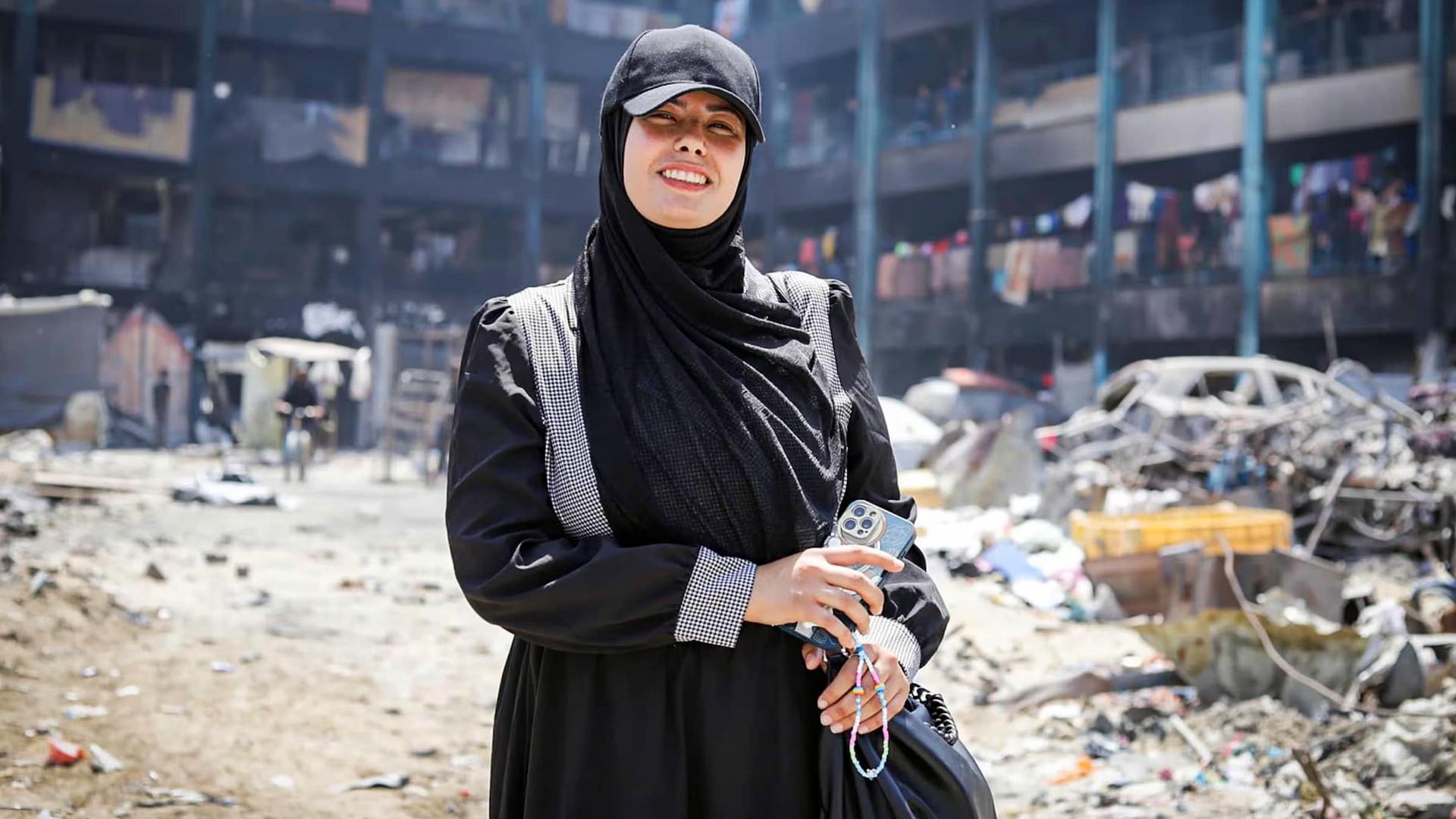 Put Your Soul on Your Hand and Walk – DVD